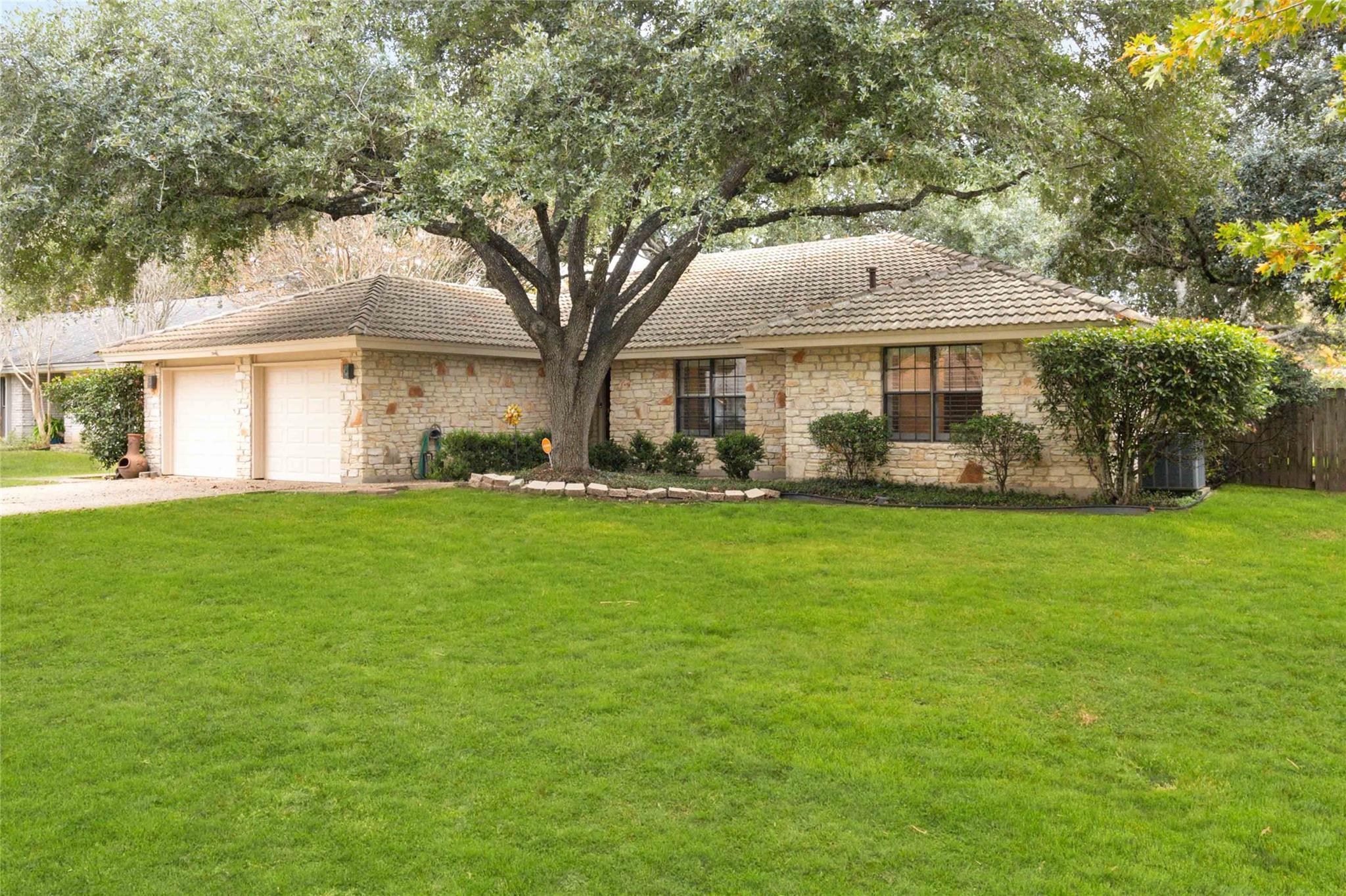 2409 Royal Lytham, 9845519, Austin, Single Family Residence,  for sale, Jessica Dodge, Full Circle Real Estate