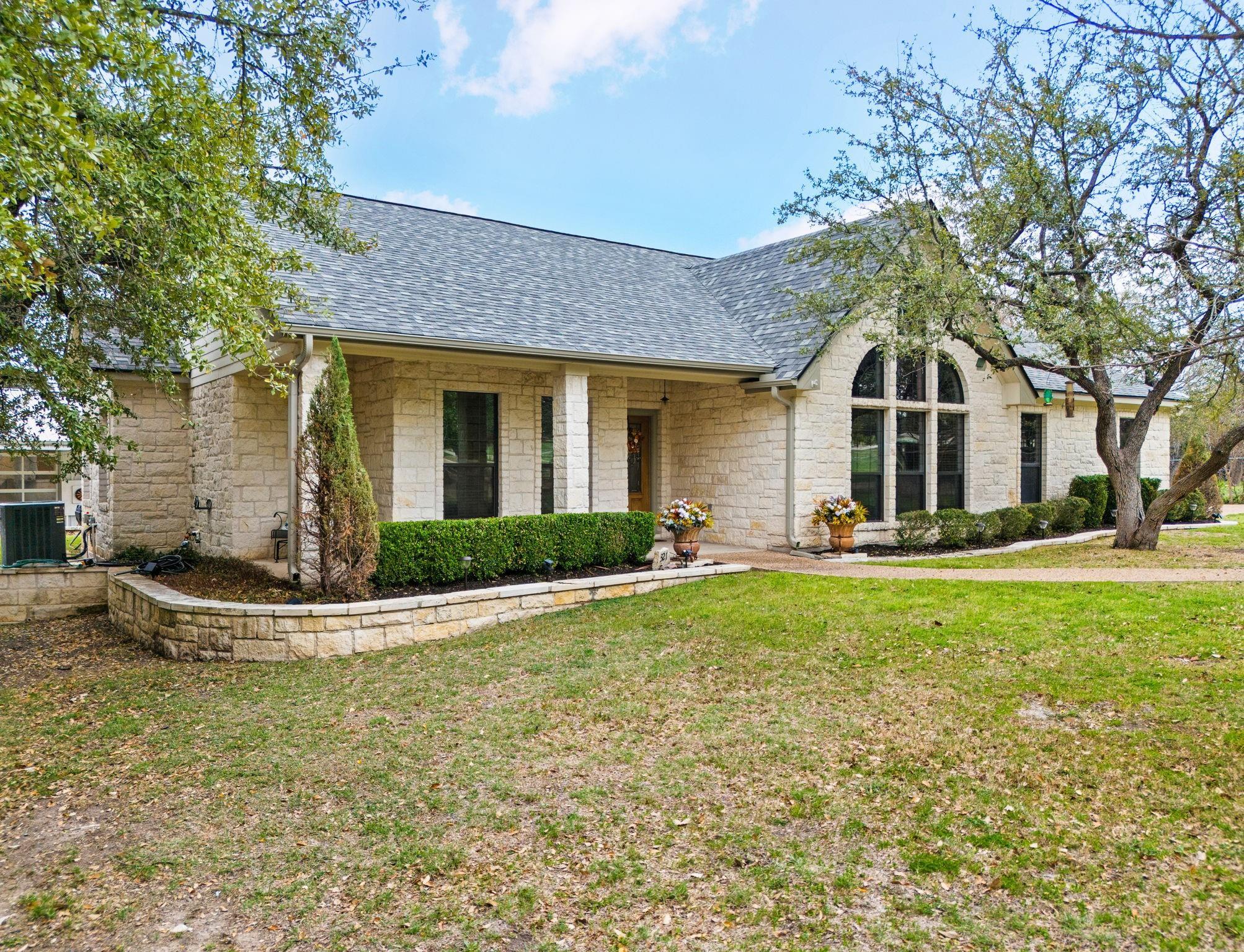 321 Sunrise, 1518409, Lampasas, Single Family Residence,  for sale, Jessica Dodge, Full Circle Real Estate