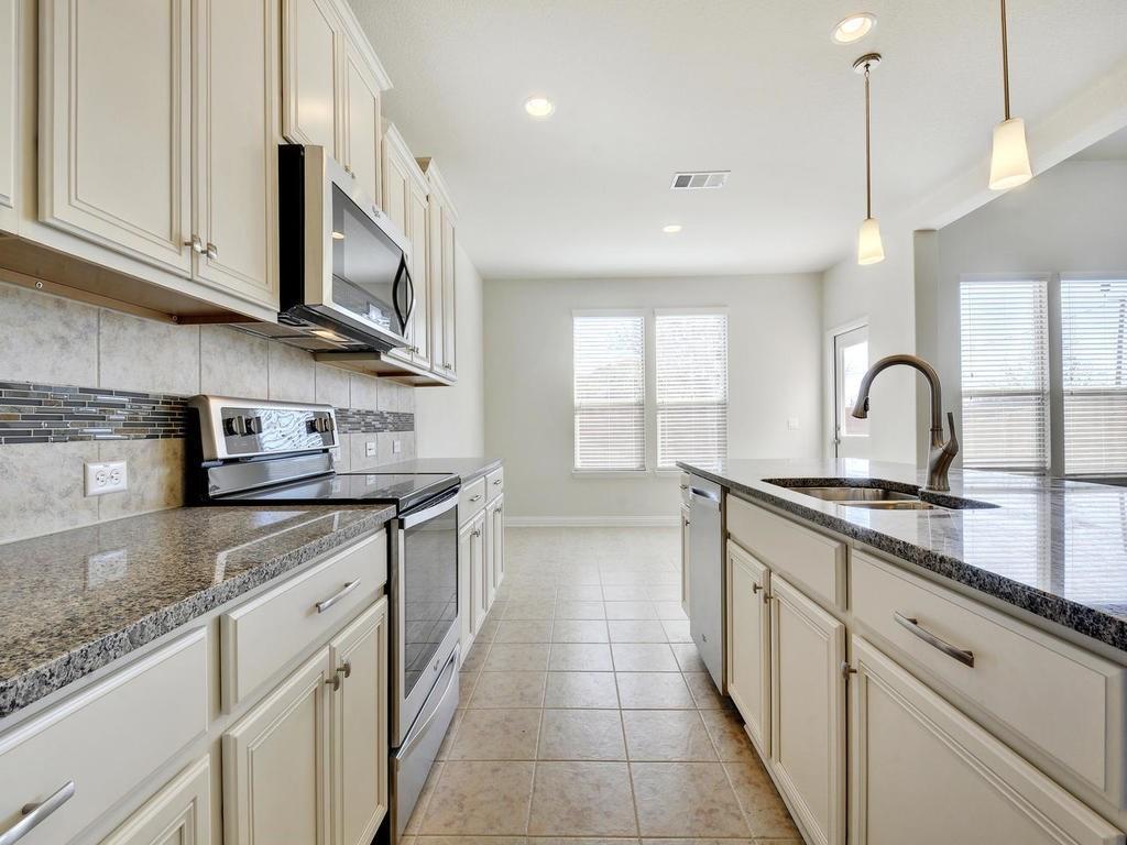 10605 Portico, 8898456, Austin, Condominium,  for rent, Jessica Dodge, Full Circle Real Estate